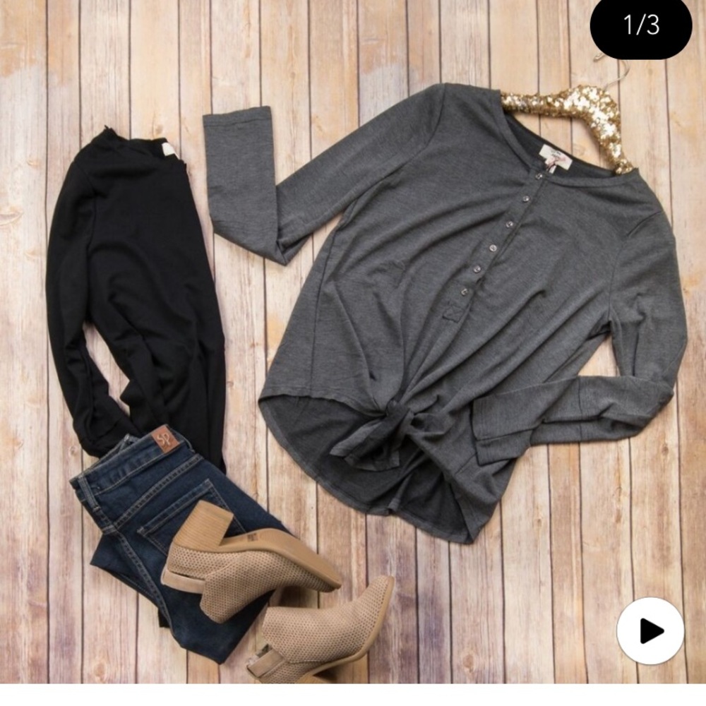 Thermal Button Tie Top